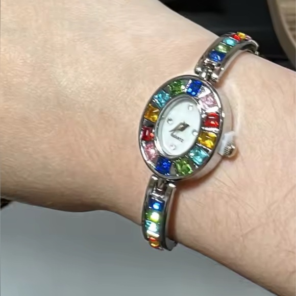 Vintage Silver Multicolor Crystal Quartz Watch - Picture 5 of 9